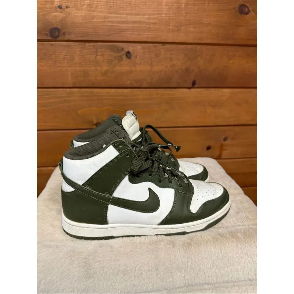 Nike Mens  Dunk High sneaker distinctive cargo khaki/ white DD1399-107 Sz 8